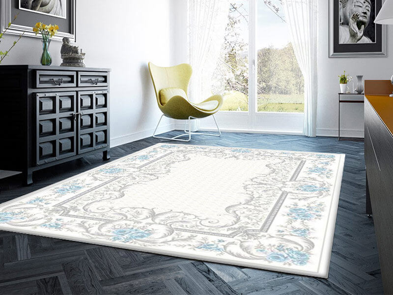 Классический ковер в бело-голубой расцветке